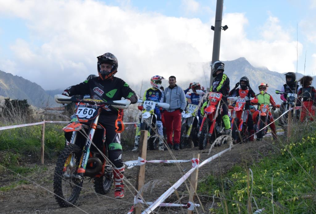 Il motociclista Giuseppe Turano campione regionale di Enduro