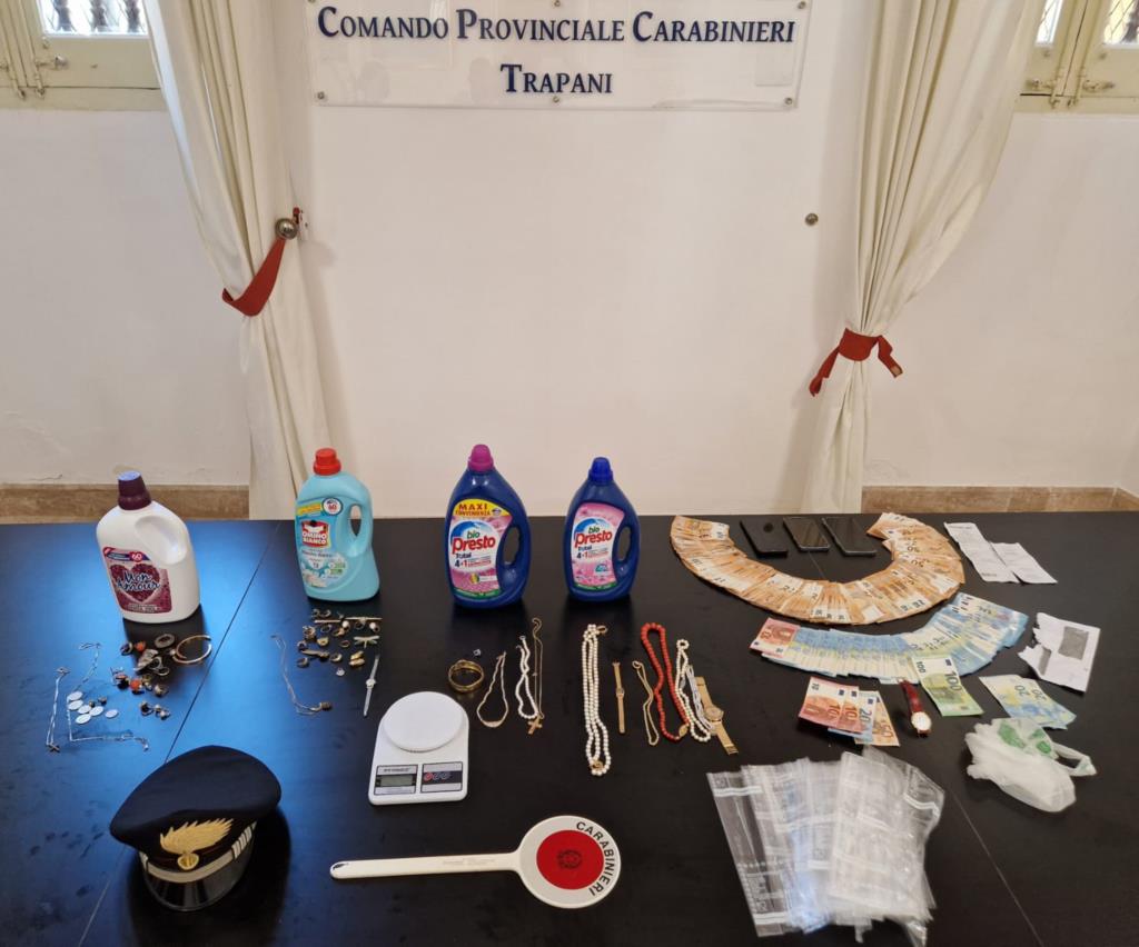 Truffe ad anziani nel Trapanese: arrestati due pregiudicati (VIDEO)