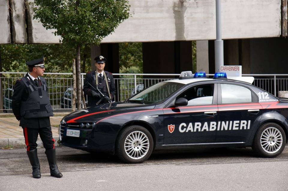 Festa in appartamento a Salaparuta: scoperti dai Carabinieri e multati
