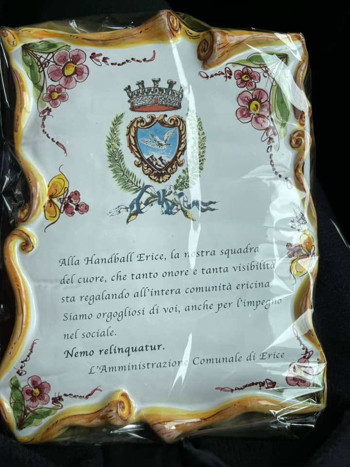 Premiato il terzo posto della Handball Erice