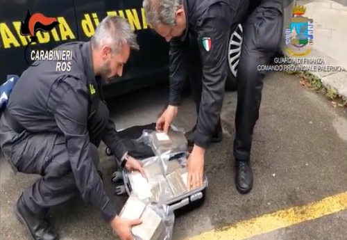 Traffico internazionale di droga, condannato a ventiquattro anni