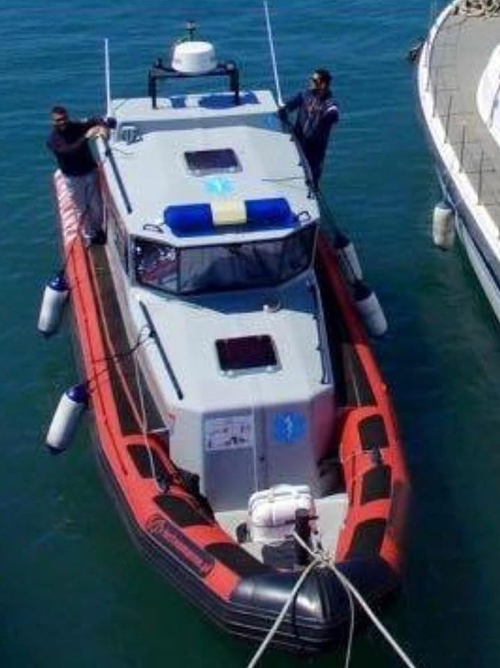 Levanzo: turista si frattura una caviglia, intervento dell'idroambulanza dell'Asp
