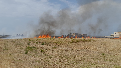 Fiamme nel trapanese: ancora roghi a Nubia e Scopello