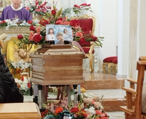 Si sono svolti ieri a Partinico i funerali di Maria Amatuzzo