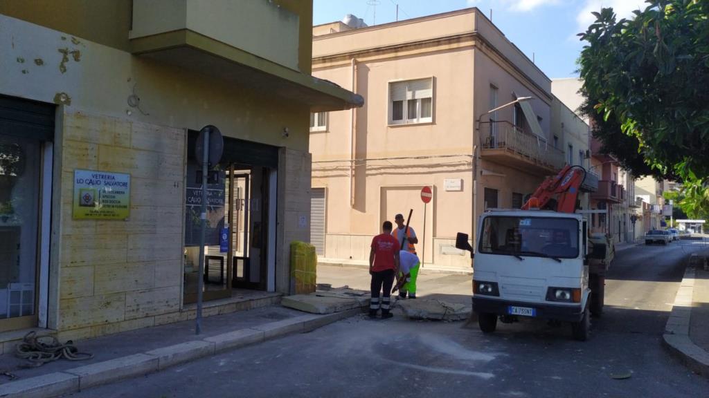 Trapani, crolla un balcone in via Tenente Alberti