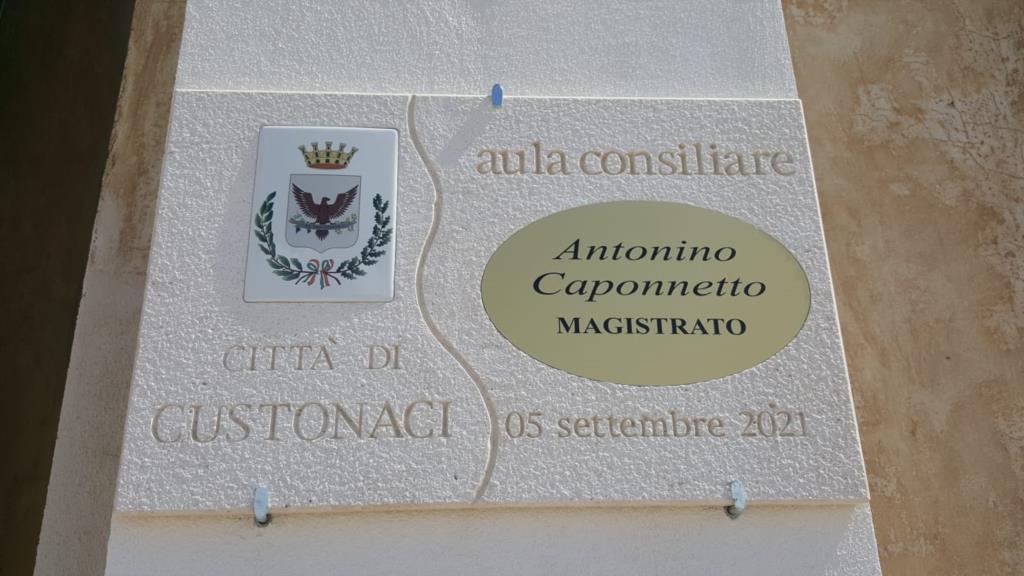 Custonaci, l’aula consiliare intitolata al Giudice Caponnetto