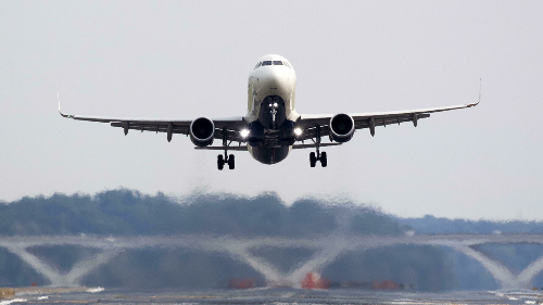 Caro voli Sicilia: per Federconsumatori «dinamica prezzi paradossale per Pasqua»