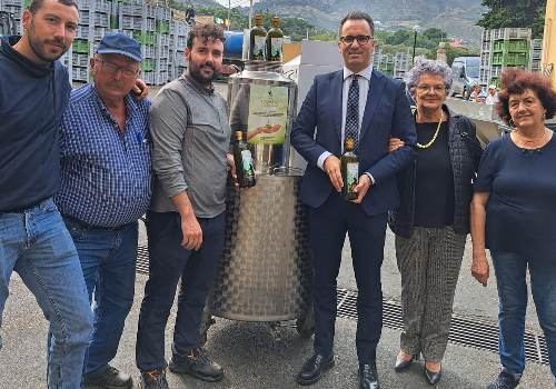 A Valderice l'olio solidale