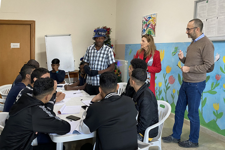 Migranti: lezioni nel trapanese per conoscere l'italiano