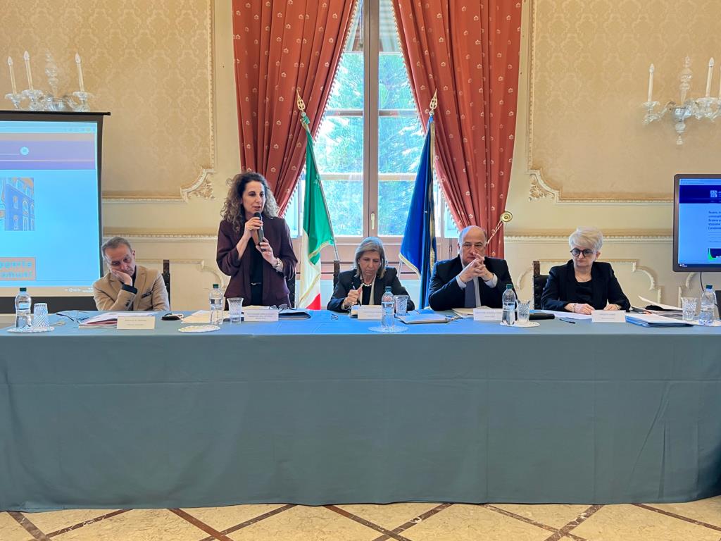 Trapani, consegnati ai Comuni beni confiscati alla mafia