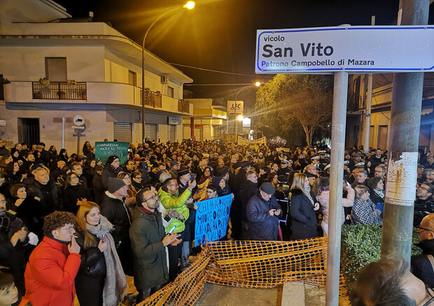 Castelvetrano e Campobello in corteo per dire 'no alla mafia'