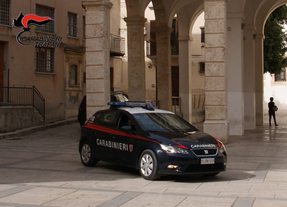 Castellammare, aggredisce i Carabinieri: arrestato