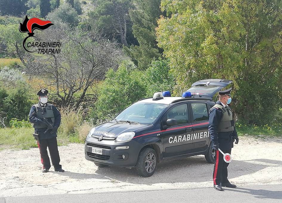 Minacciava l'ex compagna nonostante fosse ai domiciliari: arrestato