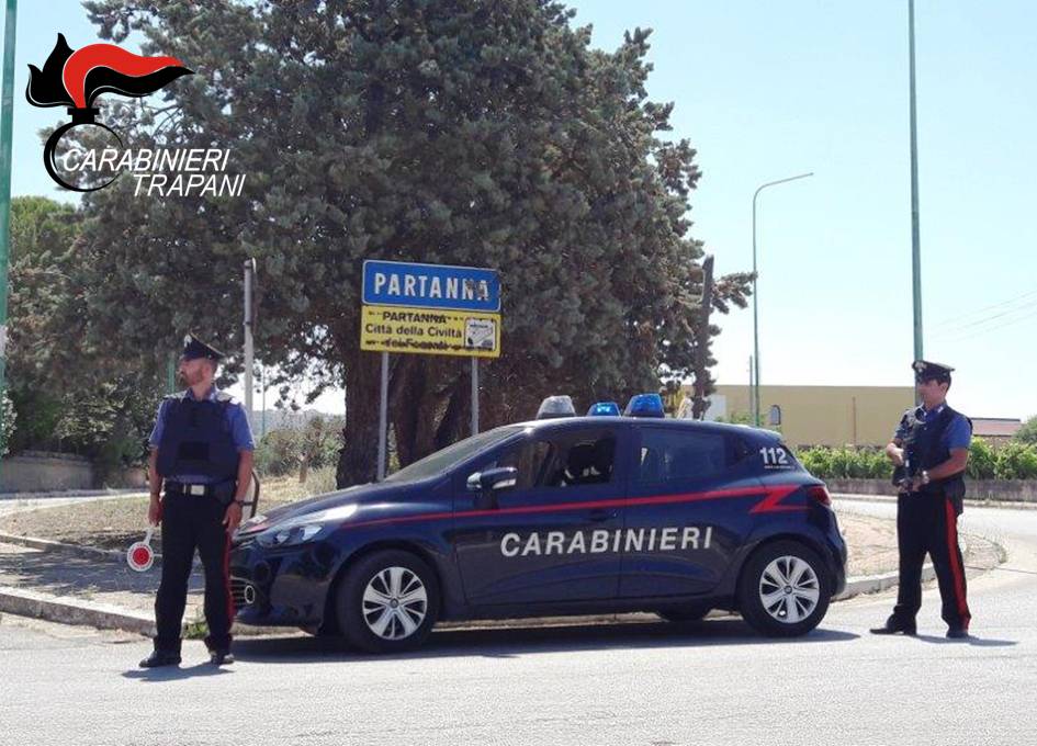 Partanna: sorpresi a consumare all'interno del bar, sanzionati dai carabinieri