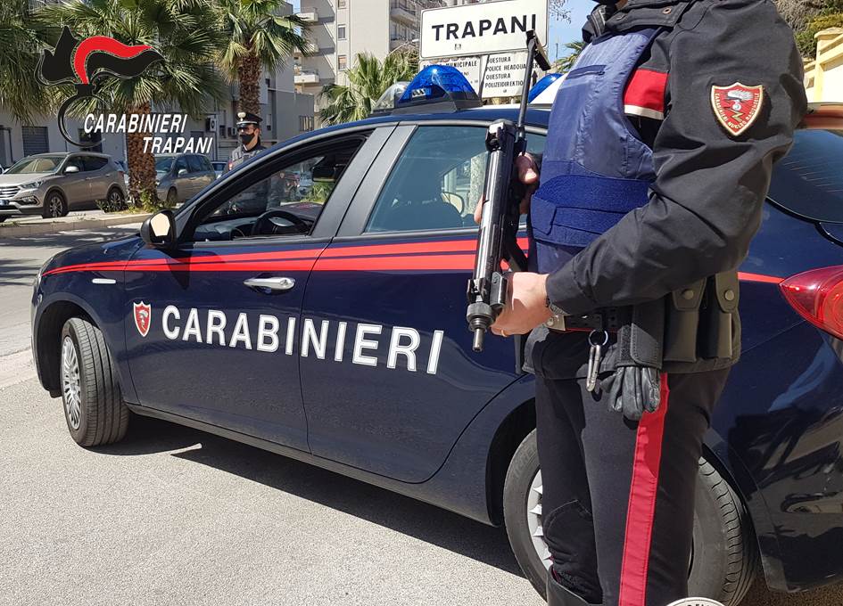 Trapani, sorpreso a spacciare in strada: arrestato un 18enne