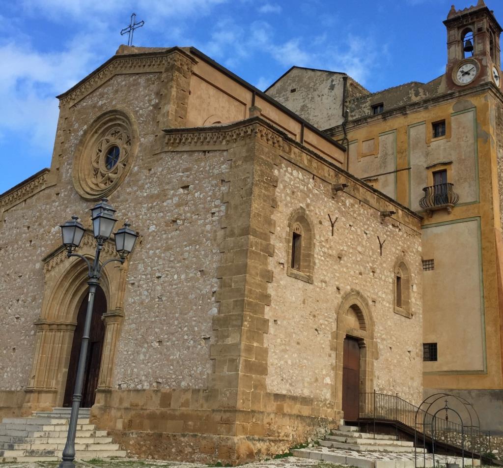 Custonaci, dopo 20 anni torna a funzionare l'orologio della Chiesa Madre