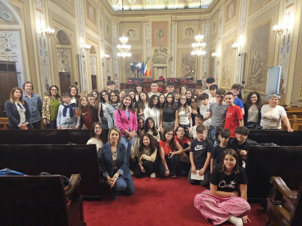 Porte aperte all’ARS per una scolaresca di Salaparuta