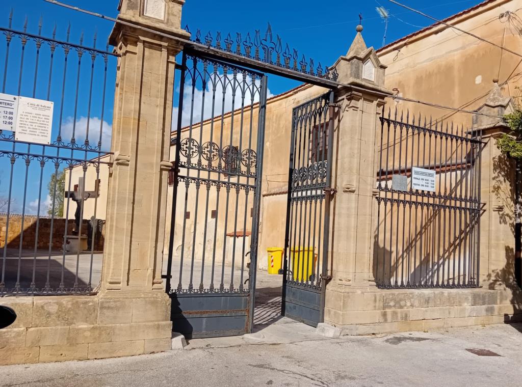 Salemi, lavori di ricostruzione del muro di sostegno del cimitero