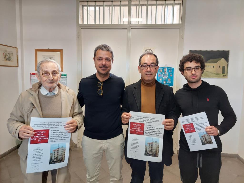 Erice, protocollata stamattina la petizione contro l'antenna su via Manzoni (VIDEO)