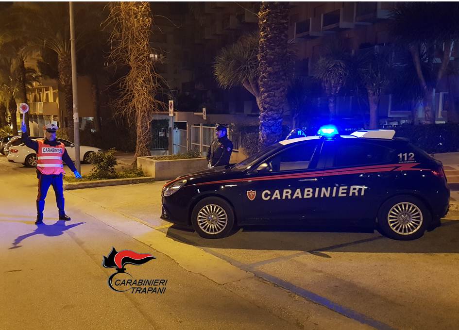 Paceco, sull'auto senza patente e assicurazione: denunciati in tre