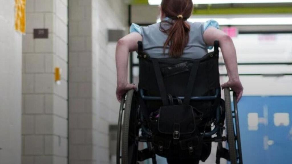 Si apre la scuola ma non per tutti: gli alunni disabili restano a casa