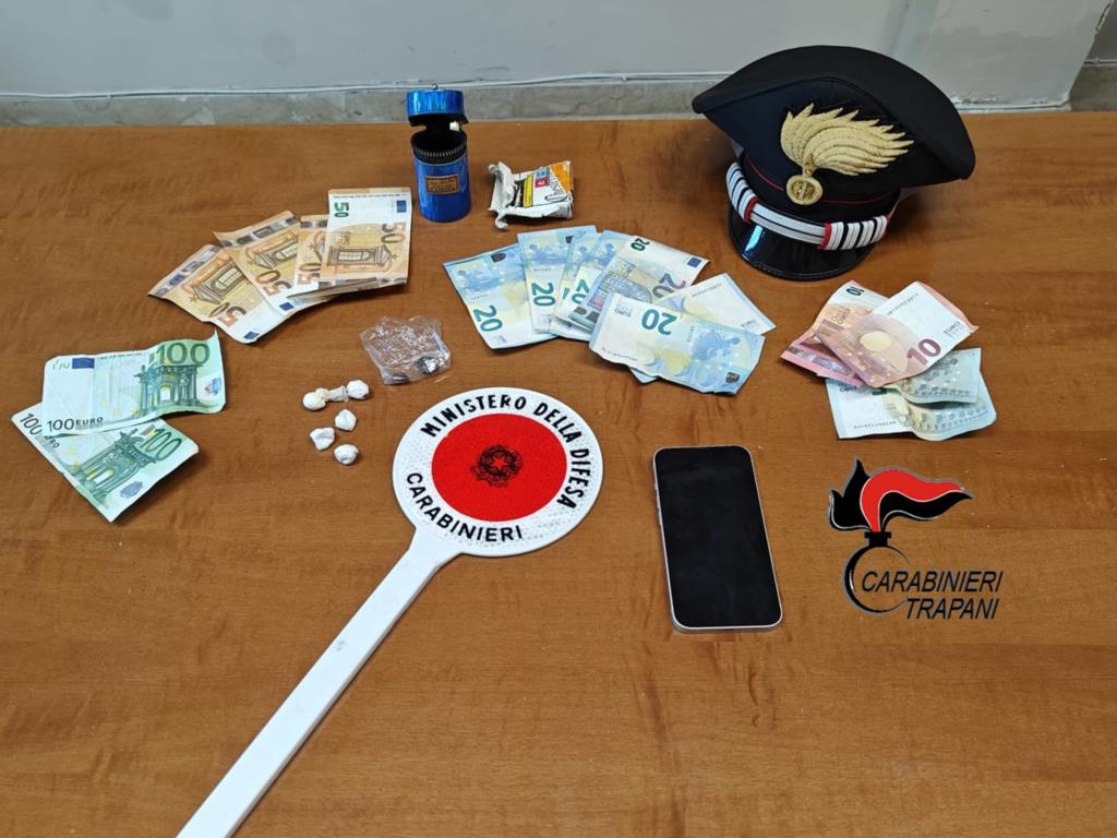 Favignana, in manette un 20enne per spaccio di droga