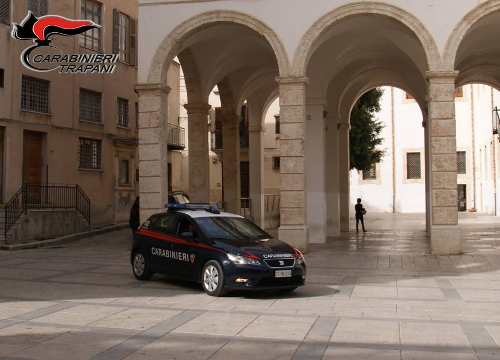 Alcamo: sorpreso a rubare in un locale, arrestato dai carabinieri