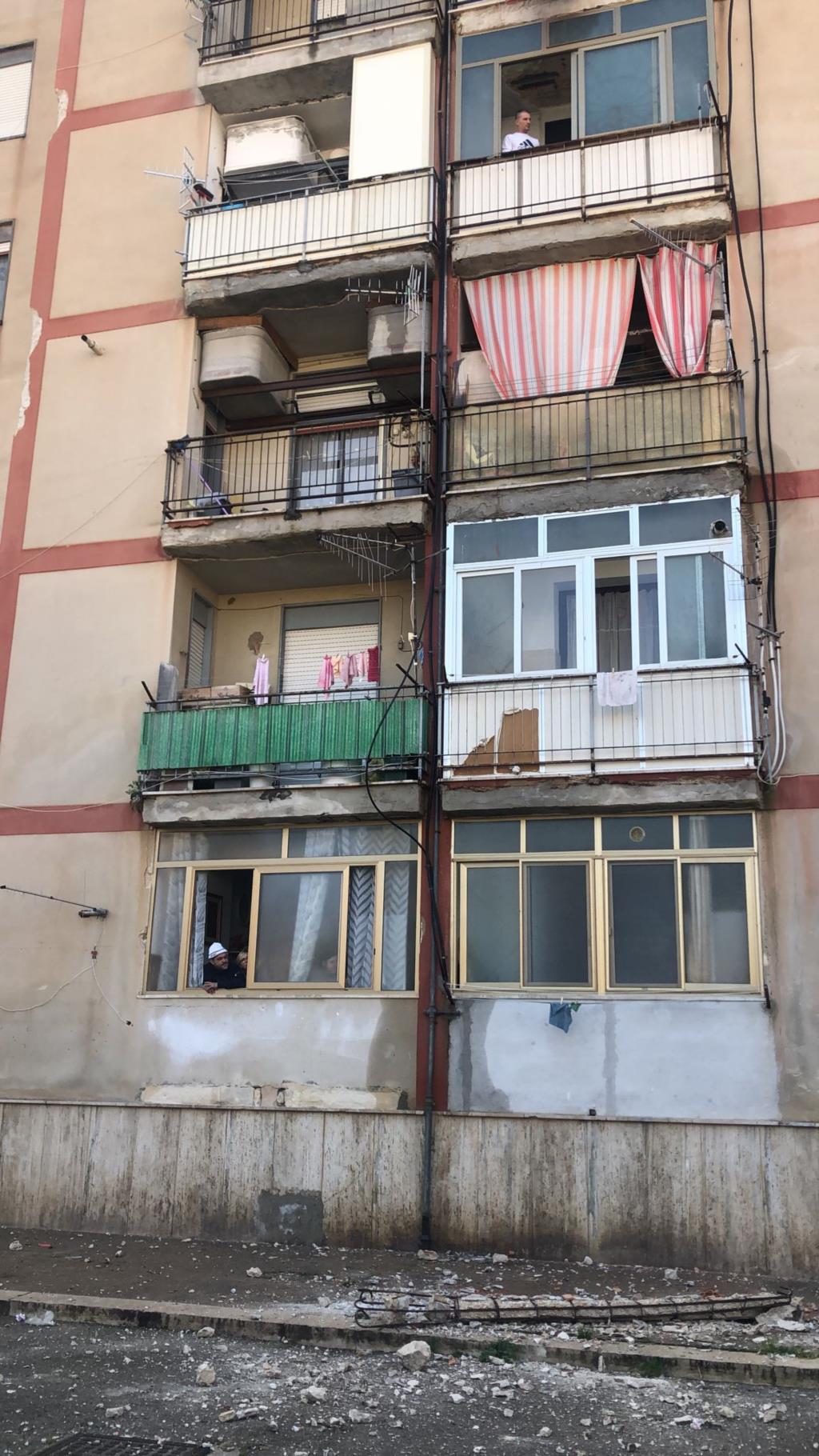 Trapani, crolla un cornicione di una palazzina IACP