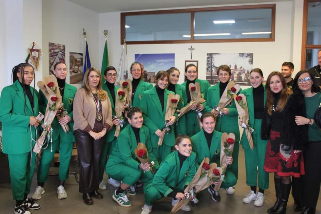 L'Amministrazione comunale rende omaggio all'Handball Erice per la vittoria della Coppa Italia