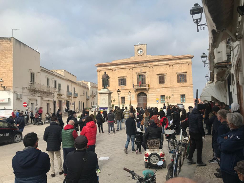 Favignana: sit in per chiedere verità sul radar militare