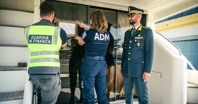 Trapani, sequestrato yacht battente bandiera statunitense