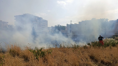 Incendio ieri a Fontanelle nei pressi del Conservatorio