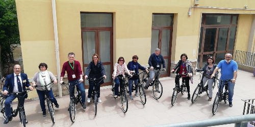 Quindici bici consegnate all’istituto alberghiero di Erice