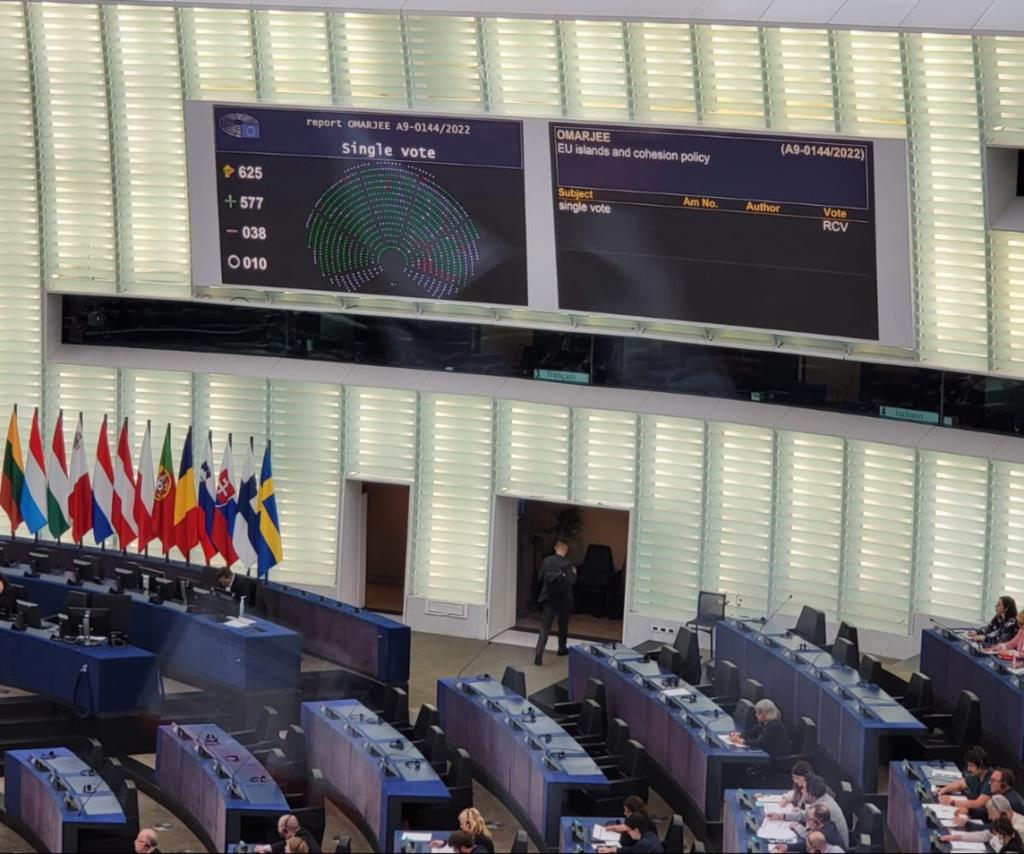 Il Parlamento Europeo approva Risoluzione insularità