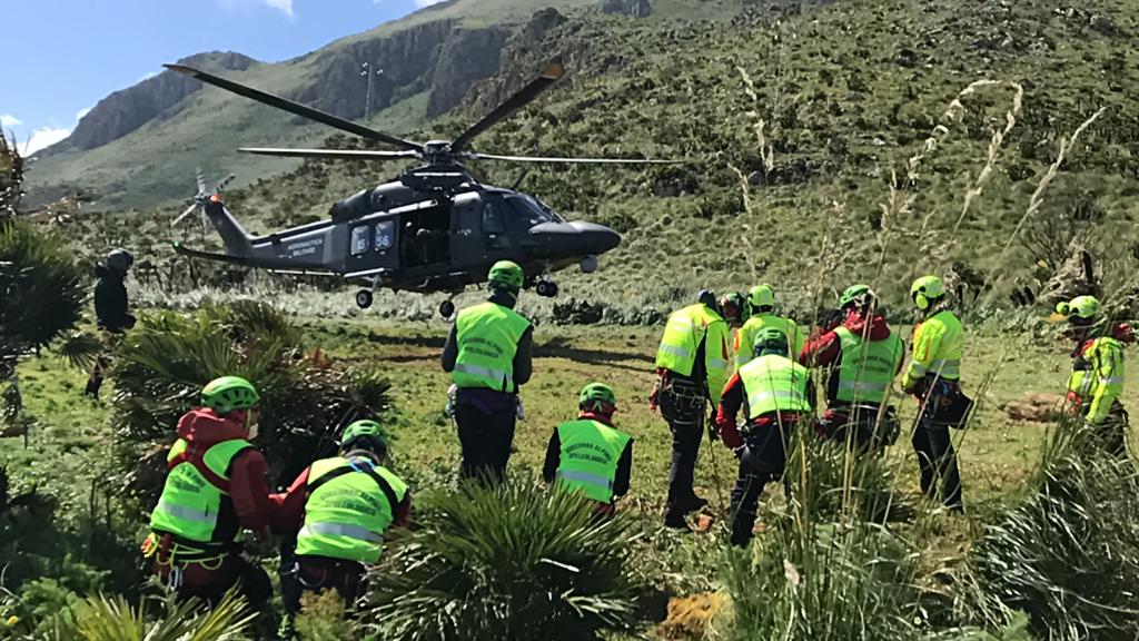 San Vito Lo Capo, addestramento congiunto di Aeronautica e Soccorso Alpino