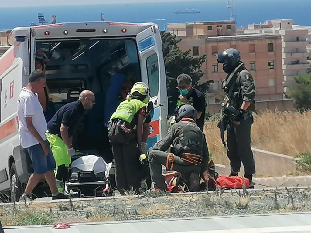 San Vito, due turisti soccorsi allo Zingaro da un elicottero dell’Aeronautica Militare (VIDEO)
