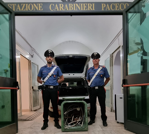 Paceco: sorpresi con ottantacinque chili di cavi di rame rubati, arrestati