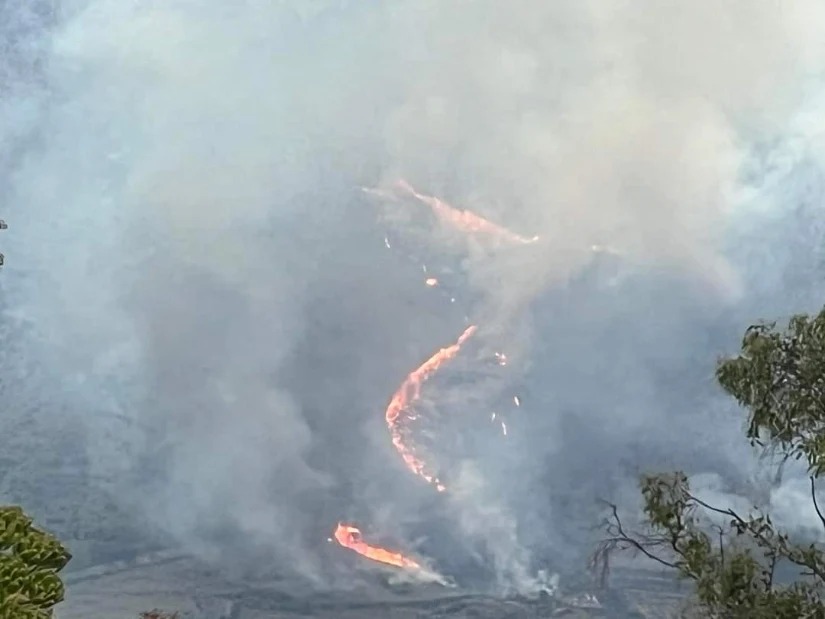 Incendio in corso da stamattina su monte Inici, a Castellammare del Golfo
