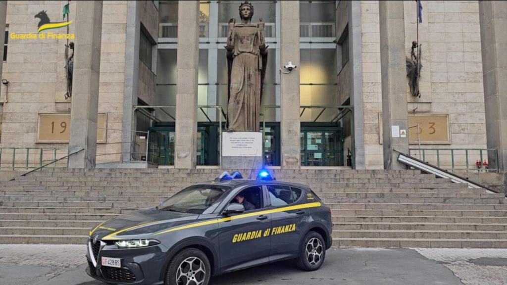 Sicilia, maxi-operazione della Guardia di finanza: perquisizioni anche a Trapani