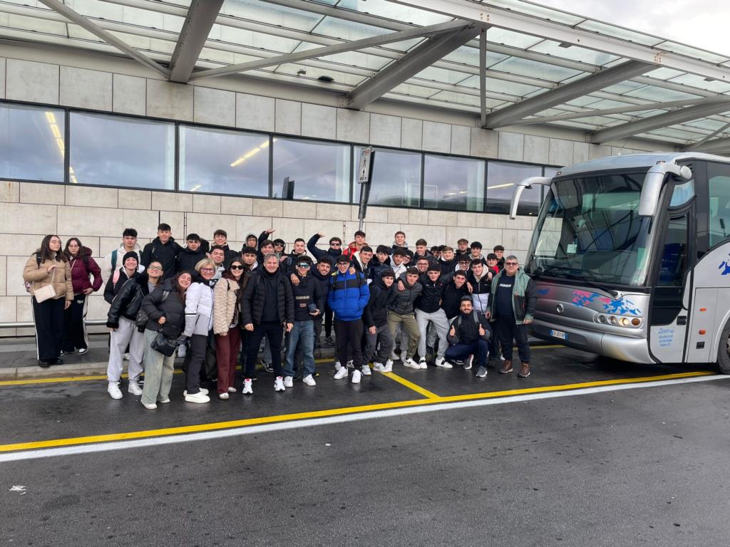 I.T.E “Salvatore Calvino” di Trapani, gli studenti del Management dello Sport sulle nevi di Udine