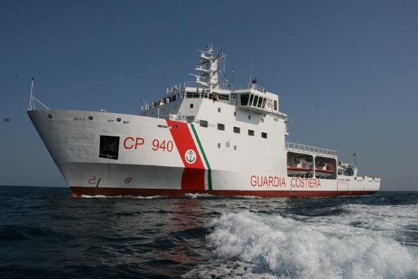 Nave da crociera naviga a circa un miglio dall’isola di Levanzo. Denunciato il comandante per navigazione sotto costa