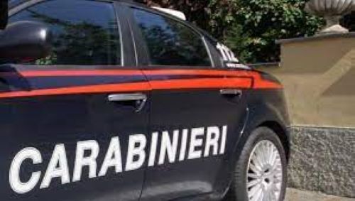 Alcamo: a scuola armato di coltello, denunciato un minore