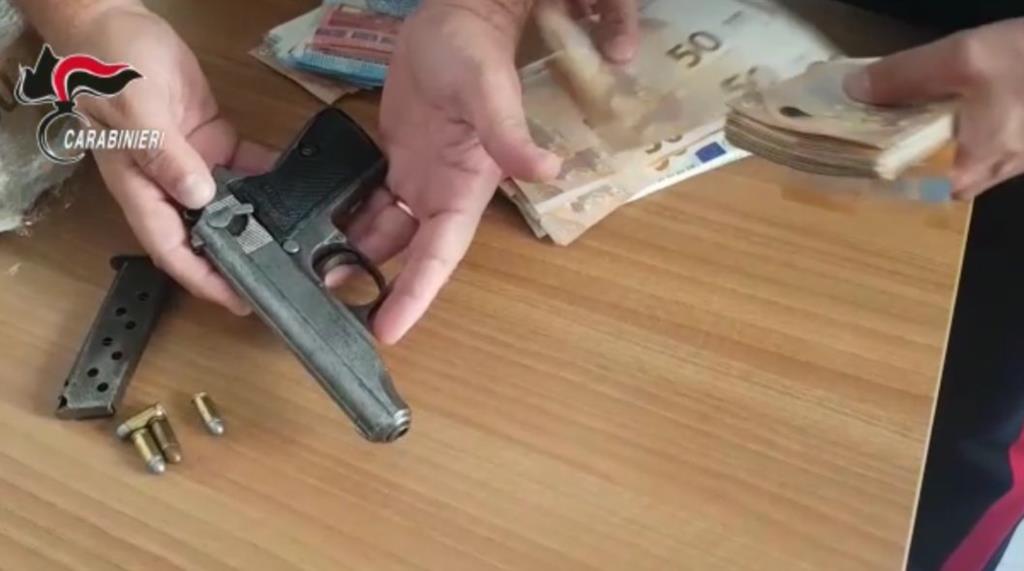 Operazione Hesperia: sequestrati armi, droga e contanti (VIDEO)