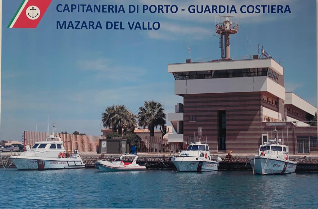 Mazara, illeciti in materia ambientale contestati al comandante di un peschereccio