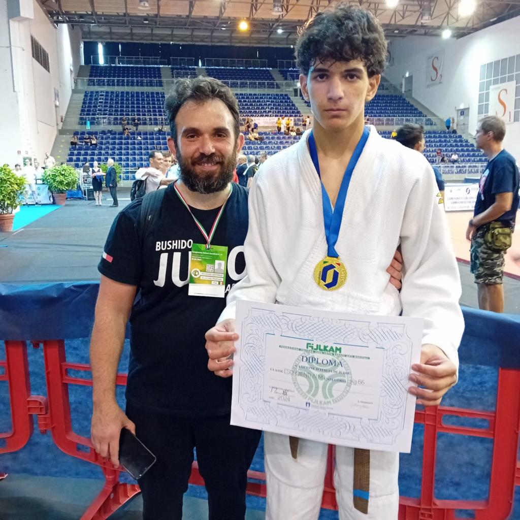 Judo: medaglia d'oro per l'atleta trapanese Antonio Russo