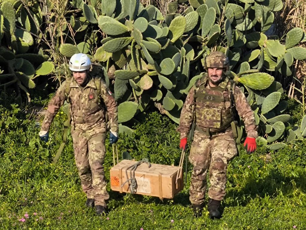Castellammare, operazioni di bonifica ordigno bellico rinvenuto in contrada Viscari