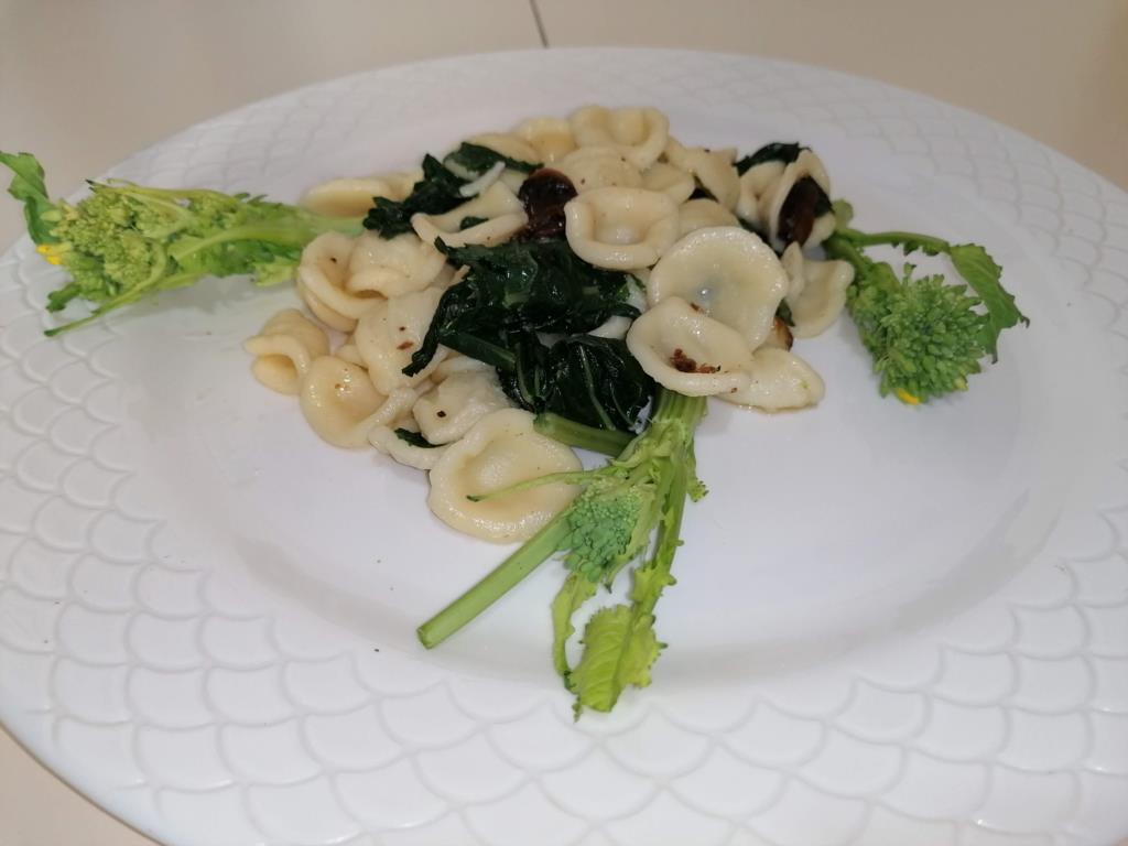 Orecchiette alle cime di rapa (VIDEO)