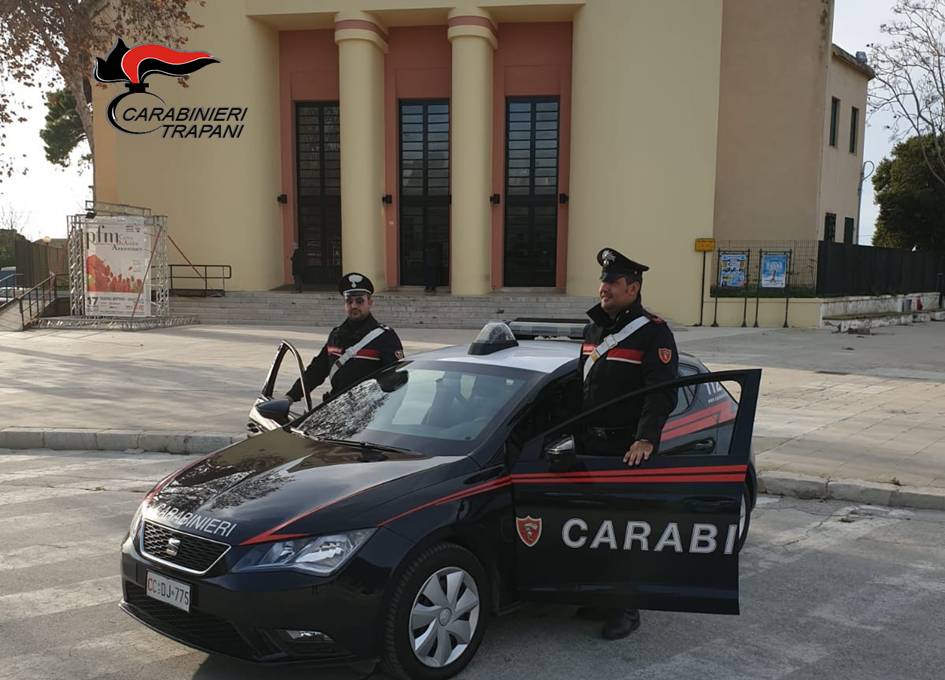 Marsala, evasione dai domiciliari e violazione degli obblighi: 19enne in manette