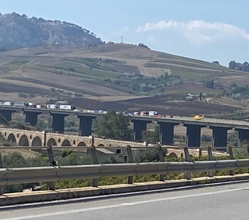 Alcamo, incidente sulla A29: ferito trasferito a Palermo con l’elisoccorso