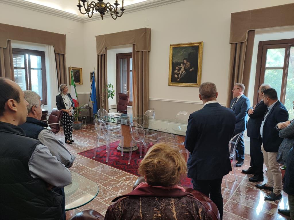 Caro energia, le associazioni di categoria incontrano il prefetto